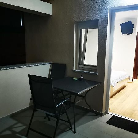 Studio Apartman Rosa Lejlighed Zaton  Eksteriør billede